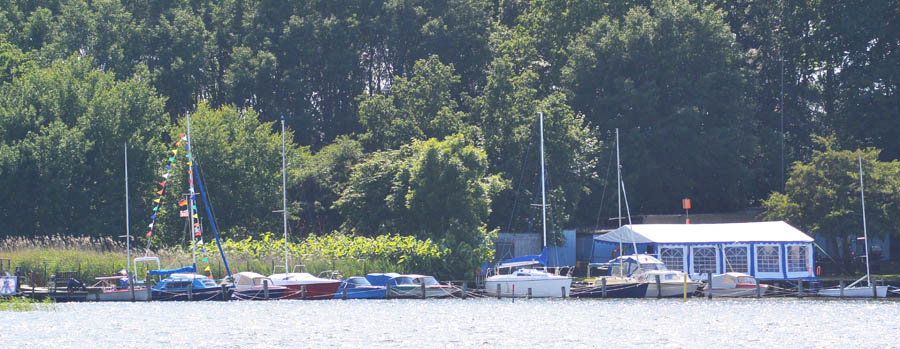 Mit hohem Engagement der Vereinsmitglieder entstanden: Der Anglerhafen "Am Fuchsberg" in Rambin.